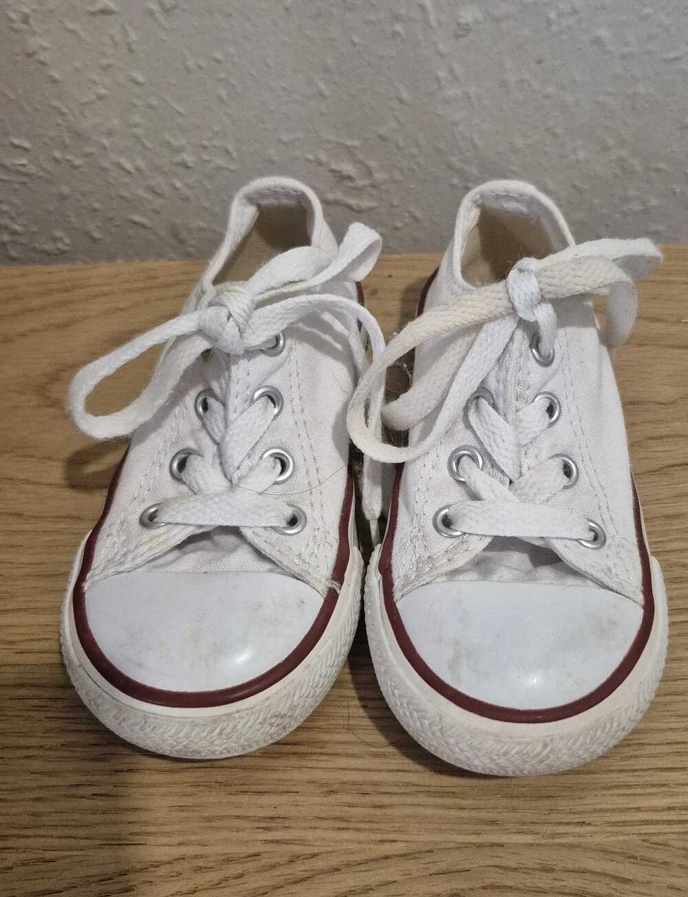 Toddler Converse All Star White Low Top Sneakers Size 6 Baby Kids Shoes